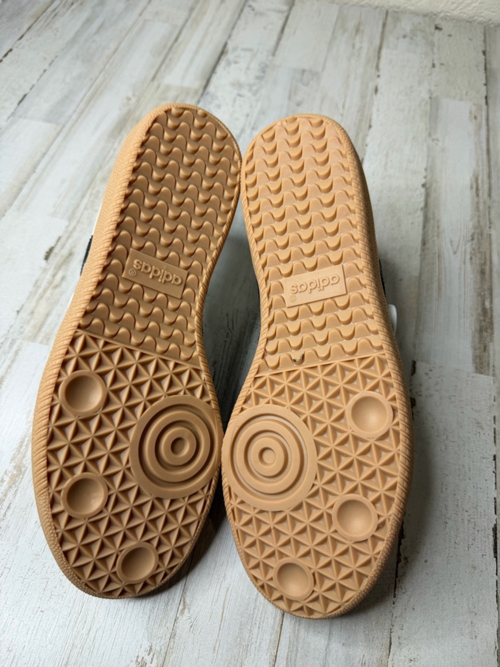 Samba Jane Shoes - Picture 6 of 7
